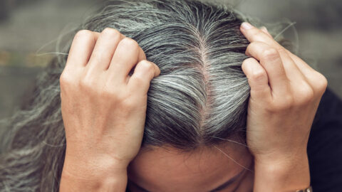 7 astuces pour cacher les cheveux gris
